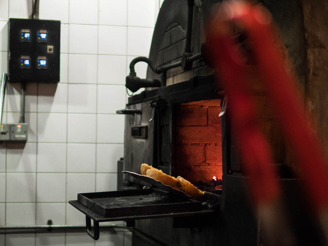 Oven 640 0.0x414.71264367815957x3013.0x2262.068965517241 q85
