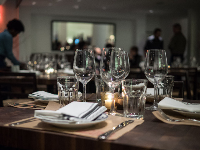 Marta tablesetting2 640 0.0x0.0x4608.0x3456.0 q85