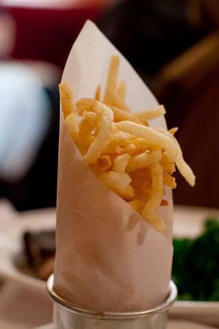Frenchfries 320 180.0x0.0x355.0x533.0 q85