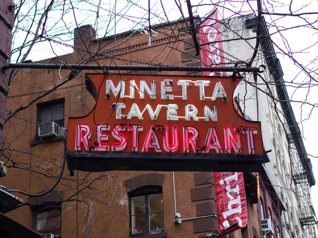 Minetta sign 640 0.0x1014.4074941451971x3456.0x2589.9765807962513 q85