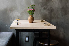 Tablesetting flowers 236 0.0x1638.5342019543953x3430.0x2293.9478827361563 q85