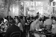 Abc restaurant bw 236 0.0x369.31594202898594x4471.0x2983.684057971014 q85