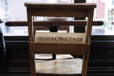 Pj chair 236 0.0x339.25732899022796x3324.0x2223.218241042345 q85