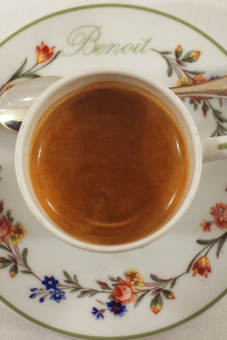 Benoit cofee 1 of 1 320 599.21875x0.0x2125.98876953125x3184.0 q85
