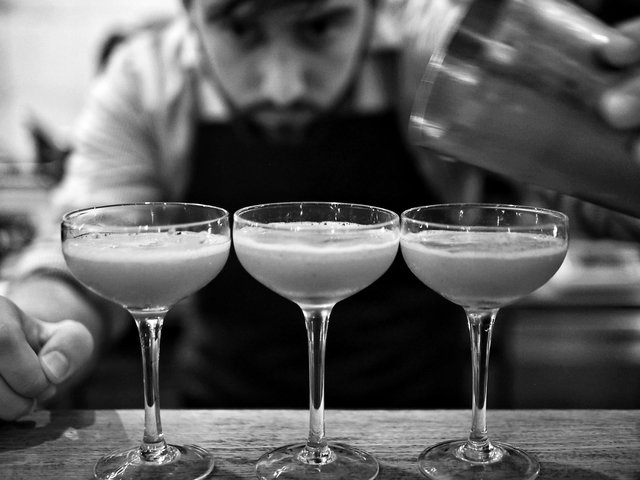 Drinks bw 640 0.0x0.0x2002.0x1501.0 q85