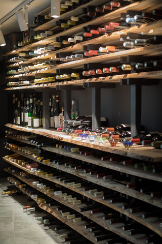 Winecellar 320 32.4x0.0x3074.2875x4608.0 q85