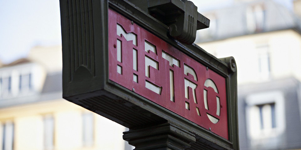 Se paris 0114 0677 960 0.0x696.5986394557808x6144.0x3065.0340136054415 q85